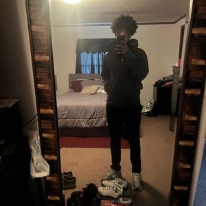 Meet your Posher, Adonis